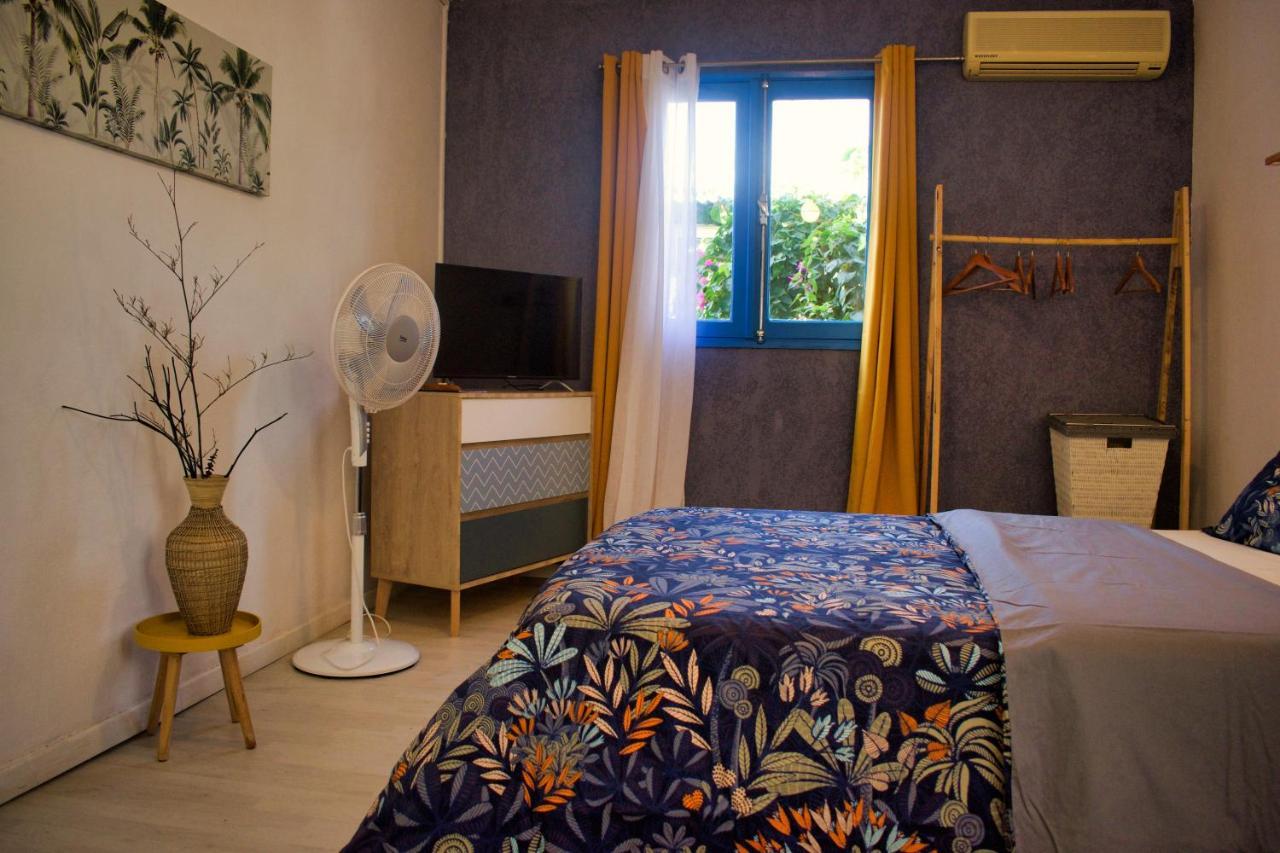 サン・ピエール Casa Babalahy Bed & Breakfast エクステリア 写真
